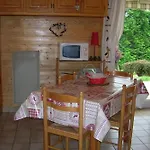 Peaceful In Close To Activities Апартаменты