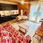 Peaceful In Close To Activities Апартаменты Жерарме