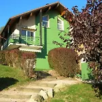 Peaceful In Close To Activities Апартаменты