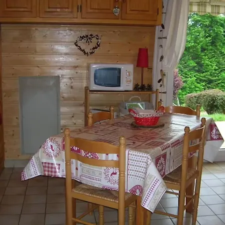 Peaceful In Close To Activities Апартаменты
