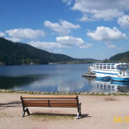 Peaceful In Close To Activities Апартаменты Жерарме