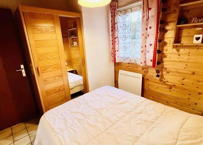 Peaceful In Close To Activities