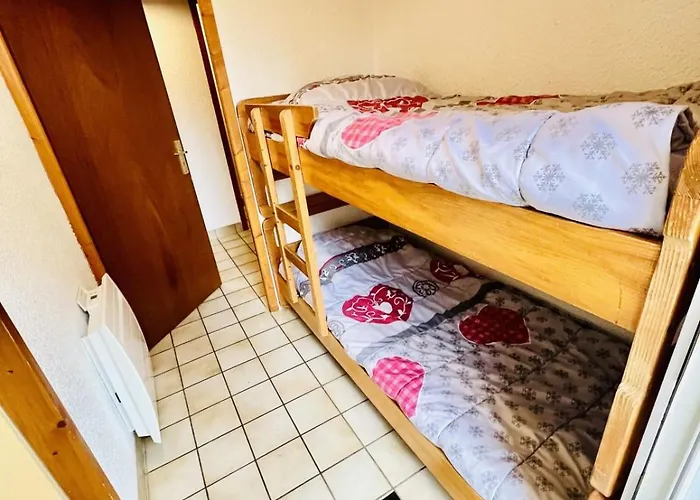 Peaceful In Close To Activities *