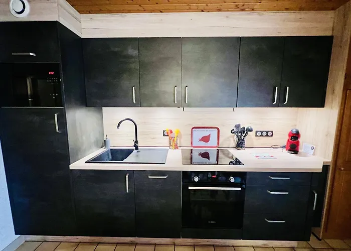 Peaceful In Close To Activities